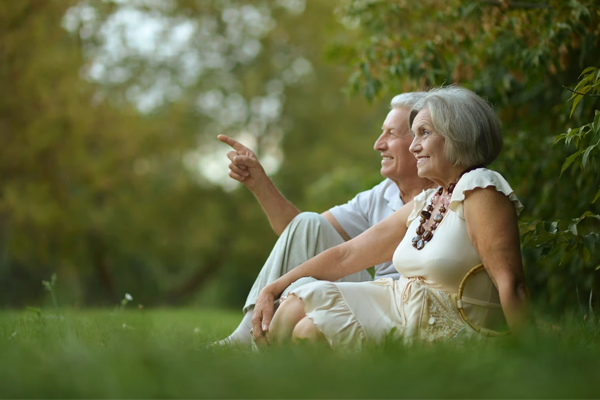 Old Age Energy: बढ़ती उम्र में मिलेगी एनर्जी, अपनी डाइट में करें ये खास बदलाव