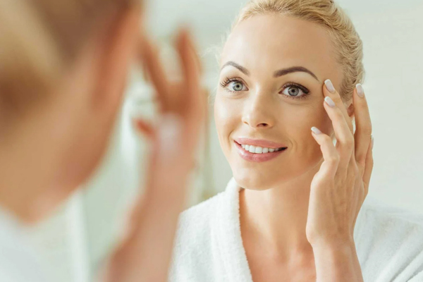 Anti Aging Cream: चेहरों को बनाएं रिंकल फ्री, झुर्रियों से मिलेगा छुटकारा