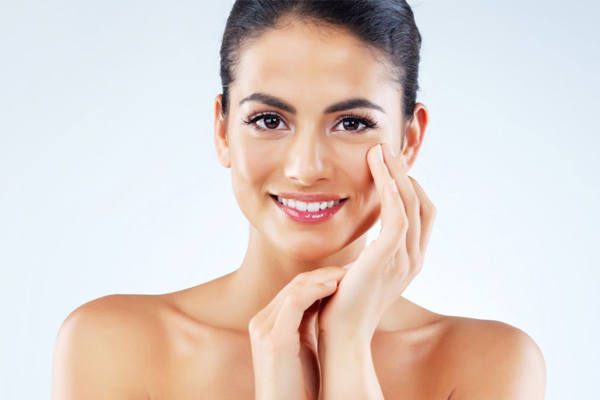 Skin Care Tips: चेहरे को खूबसूरत बनाने के लिए इस्तेमाल करें ये चीज, खत्म हो जाएगी सारी स्किन प्रॉब्लम्स