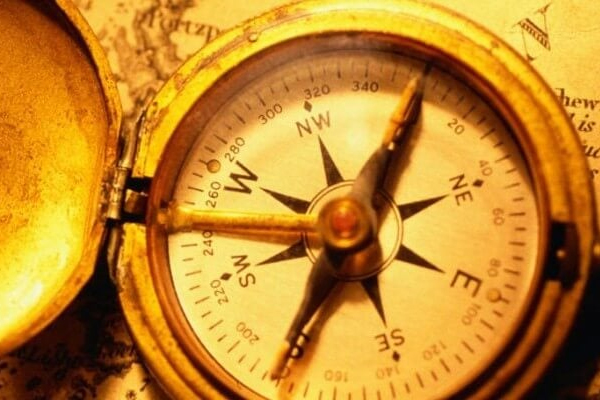 Vastu Tips: ये संकेत बताते हैं वास्तु दोष का कारण, कर लीजिए बदलाव